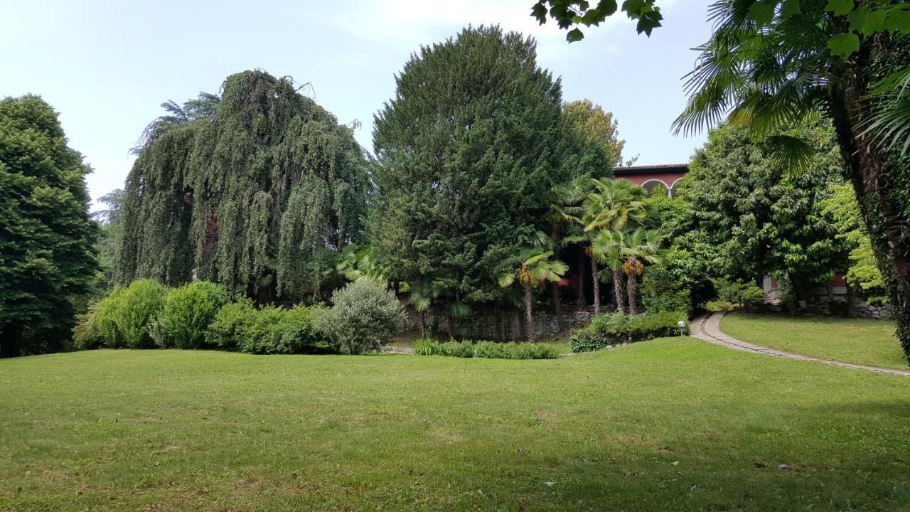 Villa Magnolia Lago Maggiore Besozzo Exterior foto