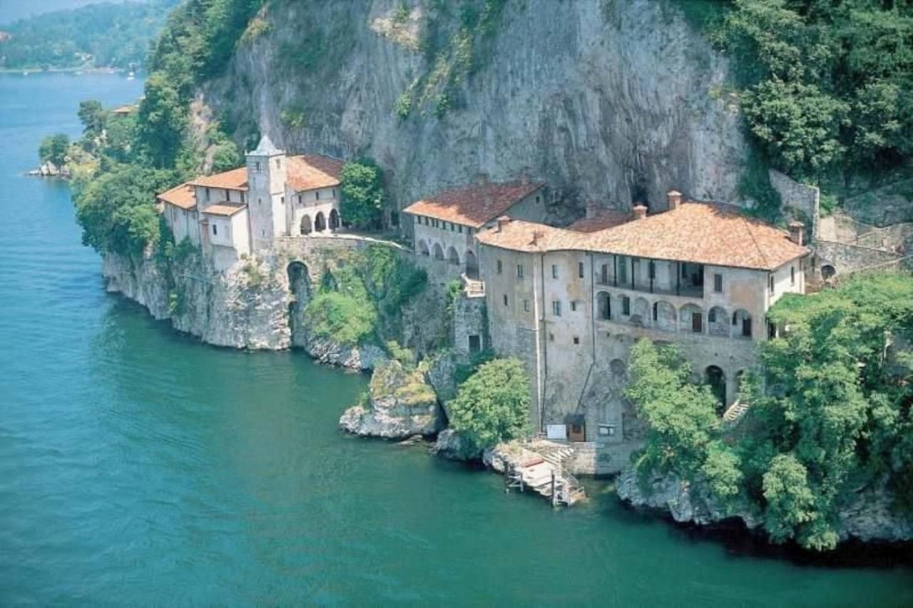 Villa Magnolia Lago Maggiore Besozzo Exterior foto